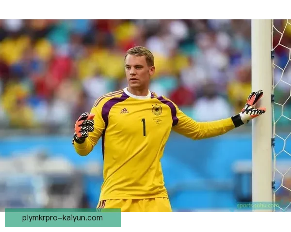 诺伊尔本赛季德甲表现稳健，门神状态持续提升